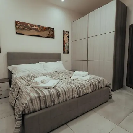 Apartman Dimora 311 *